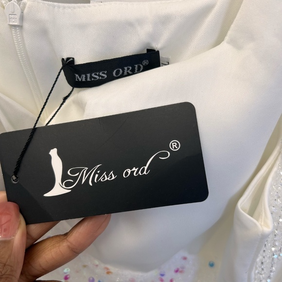 Ms Ord Formal Floor Length Sequin White Dress - Picture 4 of 5